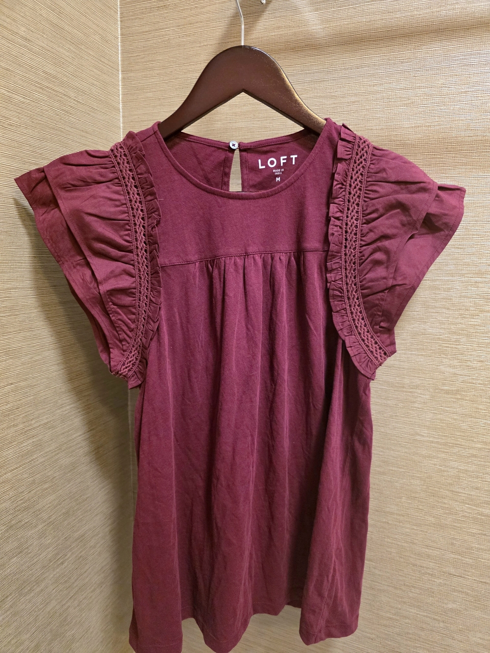 NWT LOFT Women's Burgundy Ruffle Sleeve Top Romantic Sz Medium